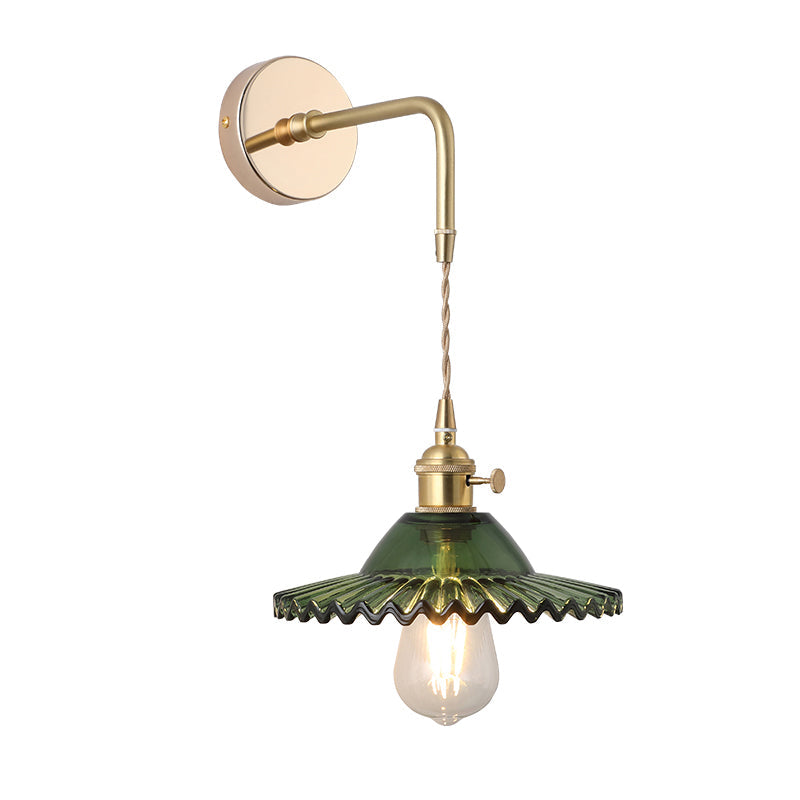 Skjermet Glass Vegglampe Vintage Enkelt Lyspære Sengemontasje Lampe i Gull | Skanto