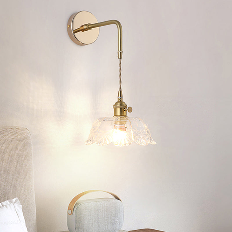 Skjermet Glass Vegglampe Vintage Enkelt Lyspære Sengemontasje Lampe i Gull | Skanto