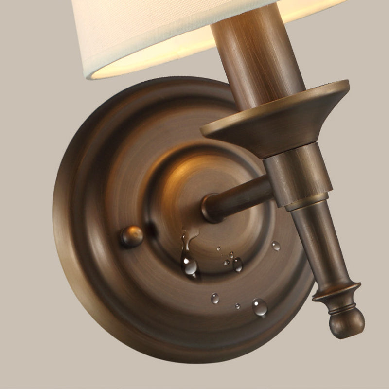 Single Wall Mount Light Minimalisme Tapered Drum Stoffe Veggbelysning for Korridor | Skanto