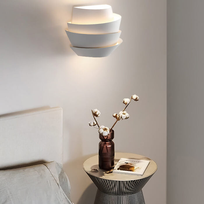 Skanto | Moderne jernvegglampe med dobbelt lys