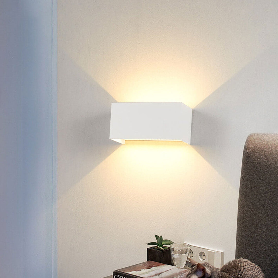 Skanto | Moderne vanntett rektangulær LED-vegglampe for utendørs bruk med opp- og nedlys