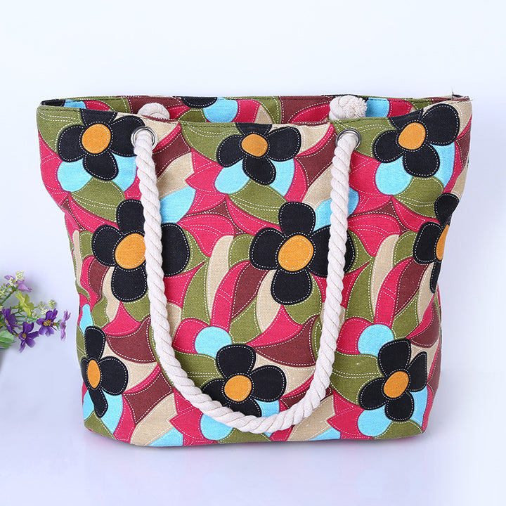 Stor og fargerik strandbag med blomsterdesign Skanto
