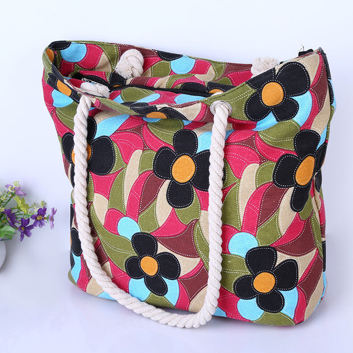 Stor og fargerik strandbag med blomsterdesign Skanto