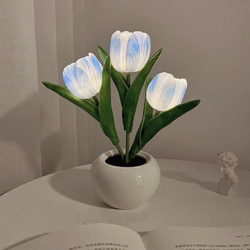 Skanto | LED Tulipan Nattbordlampe Blomster Bordlampe