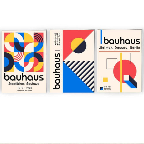 Bauhaus-stil, rød, blå og gul, geometrisk sett med 3 veggkunstverk