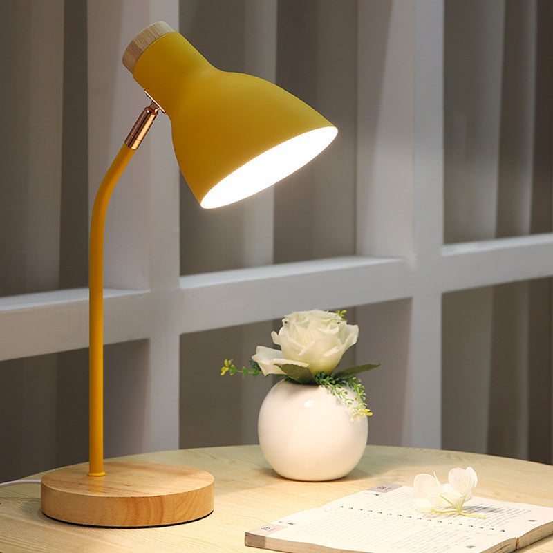 Skanto | Lommelykt-formet svingbar bordlampe Macaron Metall 1-lampe nat lamp for barnerom