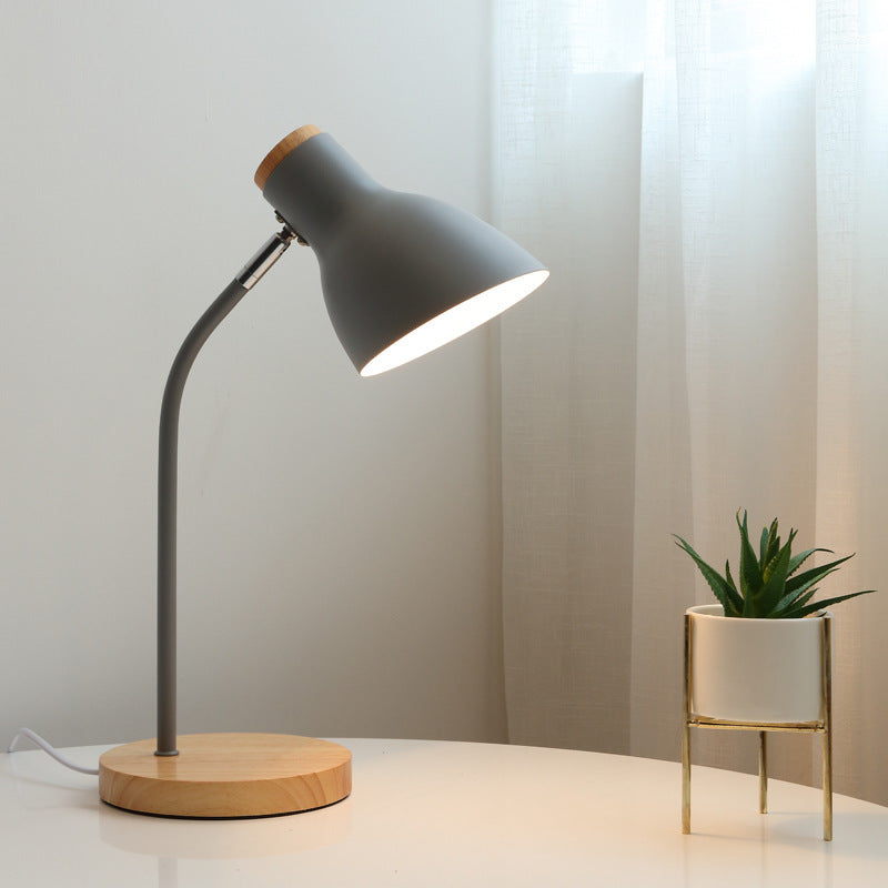 Skanto | Lommelykt-formet svingbar bordlampe Macaron Metall 1-lampe nat lamp for barnerom
