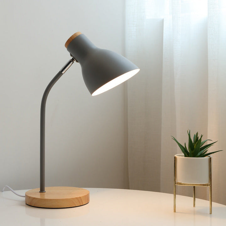Skanto | Lommelykt-formet svingbar bordlampe Macaron Metall 1-lampe nat lamp for barnerom