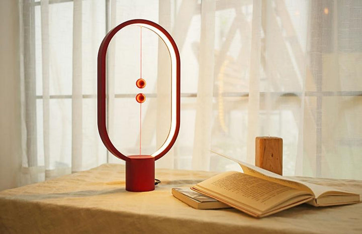 Tao - Moderne Nordisk Magnetisk Balans LED Lampe | Skanto