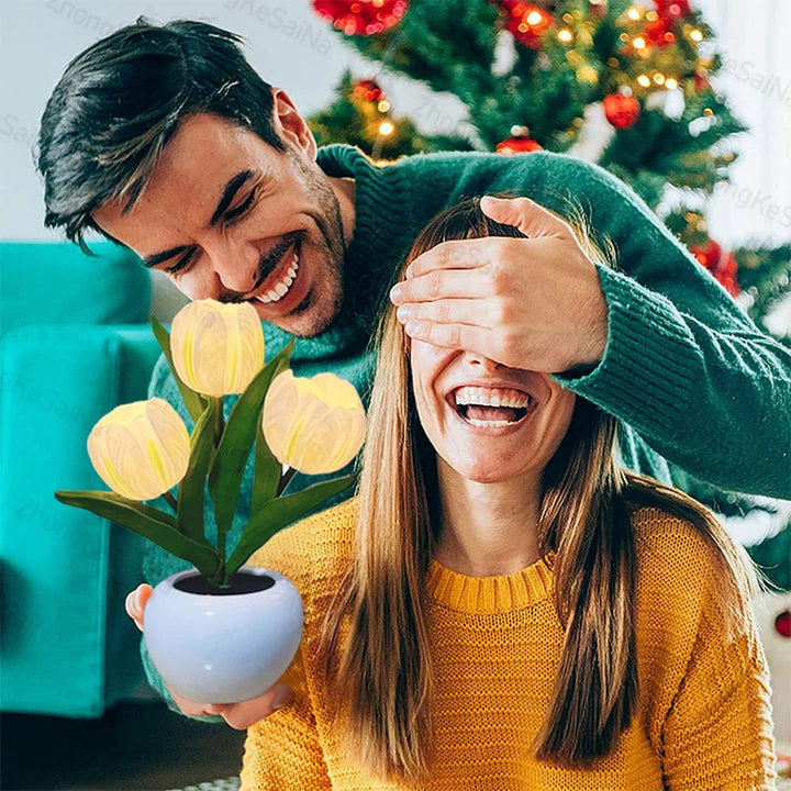 Skanto | LED Tulipan Nattbordlampe Blomster Bordlampe