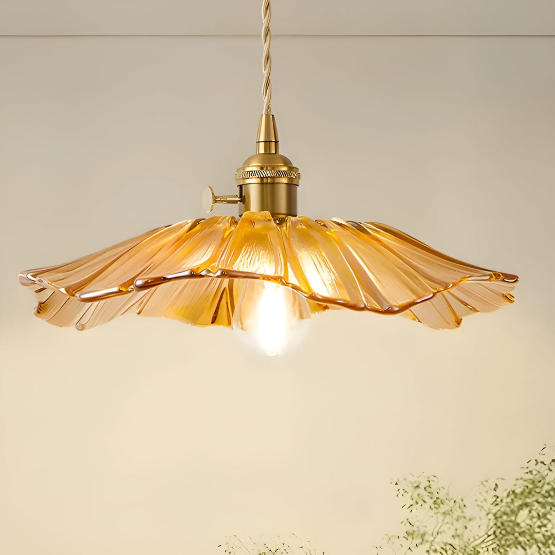 Taklampe med Skantoomstermotiv – Varmt lys og stiligt design | For hjemmet | Skanto