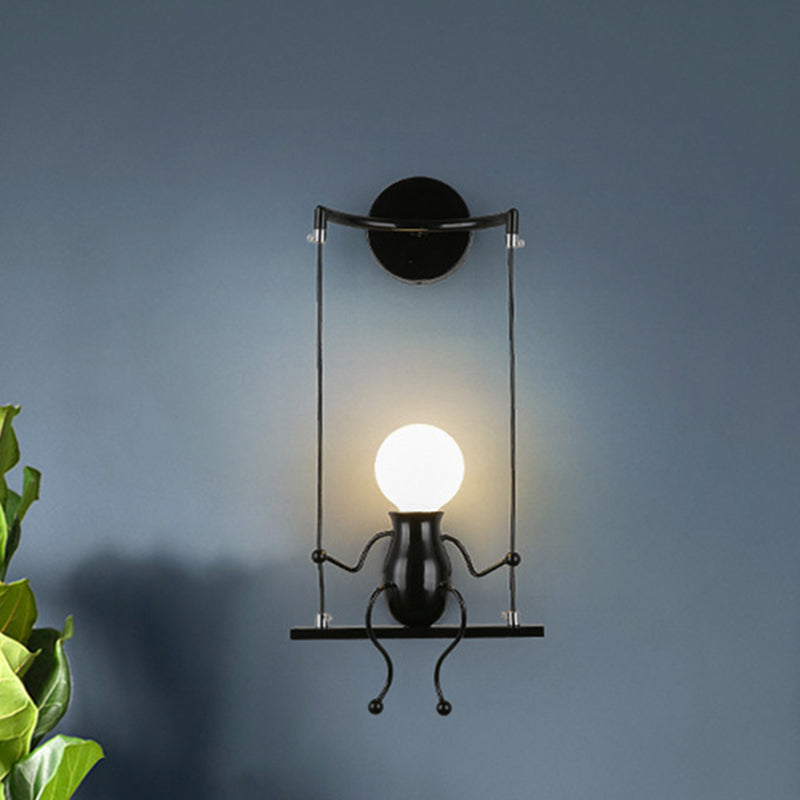 SwingDesign Vegglampe – Leken og Kreativ Belysning Skanto