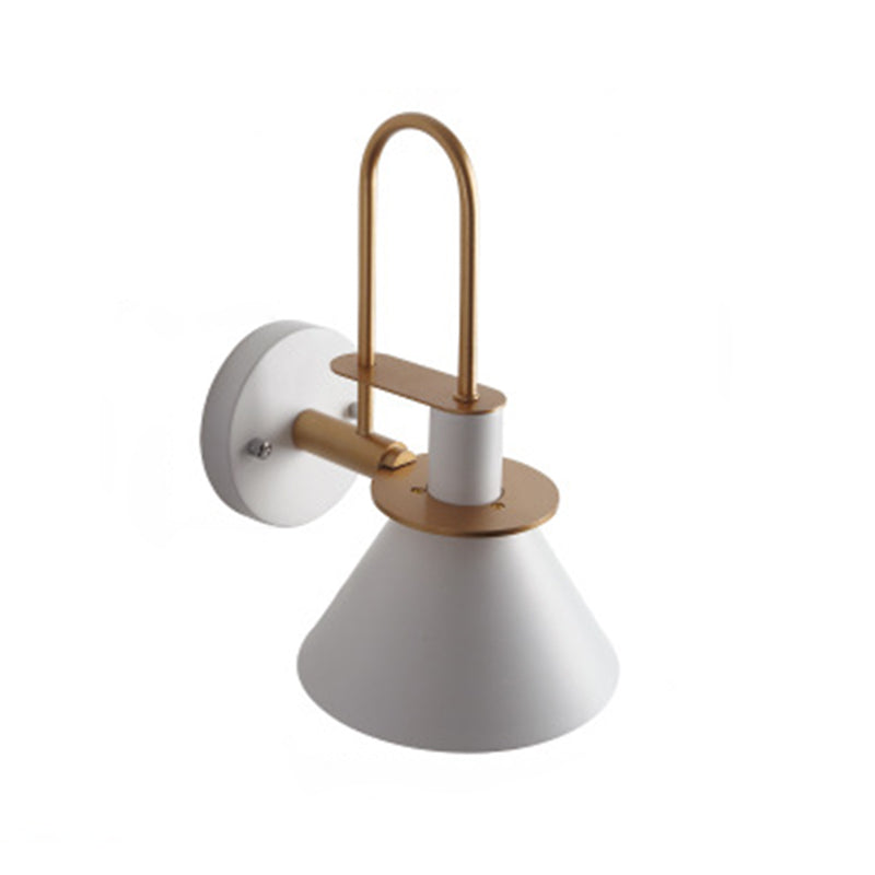 Macaroon Stil Veggmontert Lysarmatur Metall Fargerik Vegglampe for Hotell Soverom | Skanto