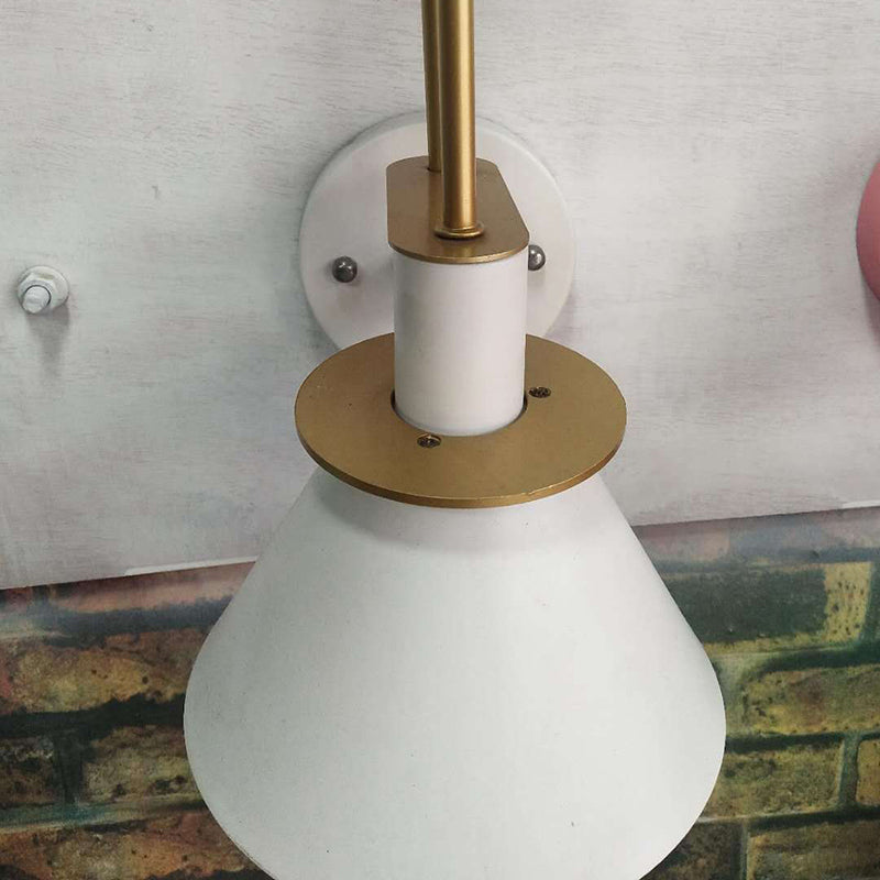 Macaroon Stil Veggmontert Lysarmatur Metall Fargerik Vegglampe for Hotell Soverom | Skanto