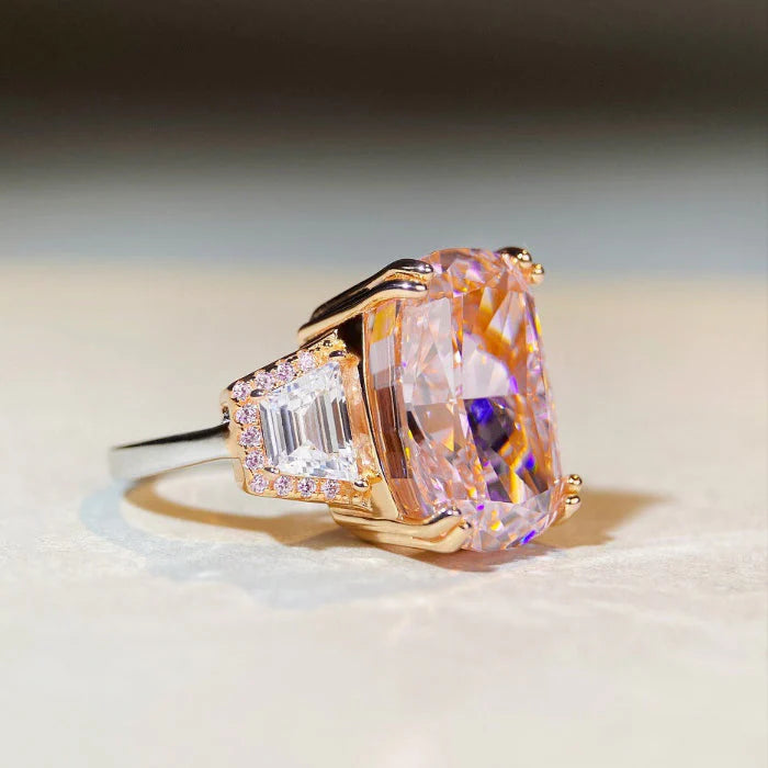Skanto | Tre Steins Brilliant Cut Rosa Ring