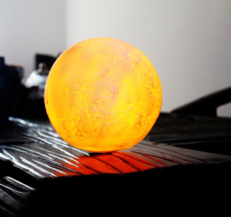 Skanto | Kreativ Mini Oppladbar 3D Utskrevet Måne 1-Lys LED Bordlampe