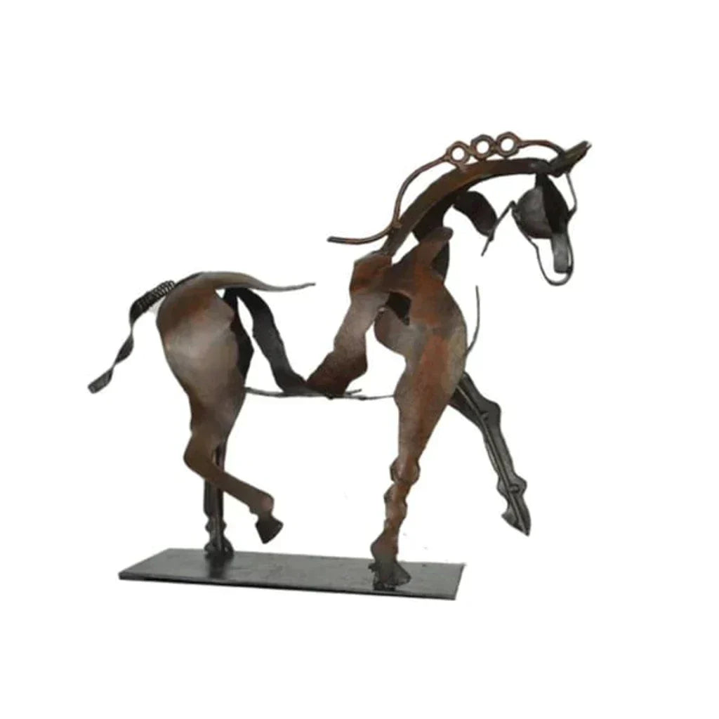 Skanto | Hest Skulptur - AdonisMetal - Rustikk Eleganse - Tidløst Dekorativt Stykke