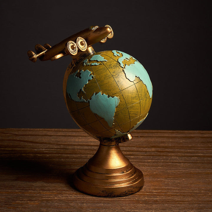 Retro Globe Clock | Skanto