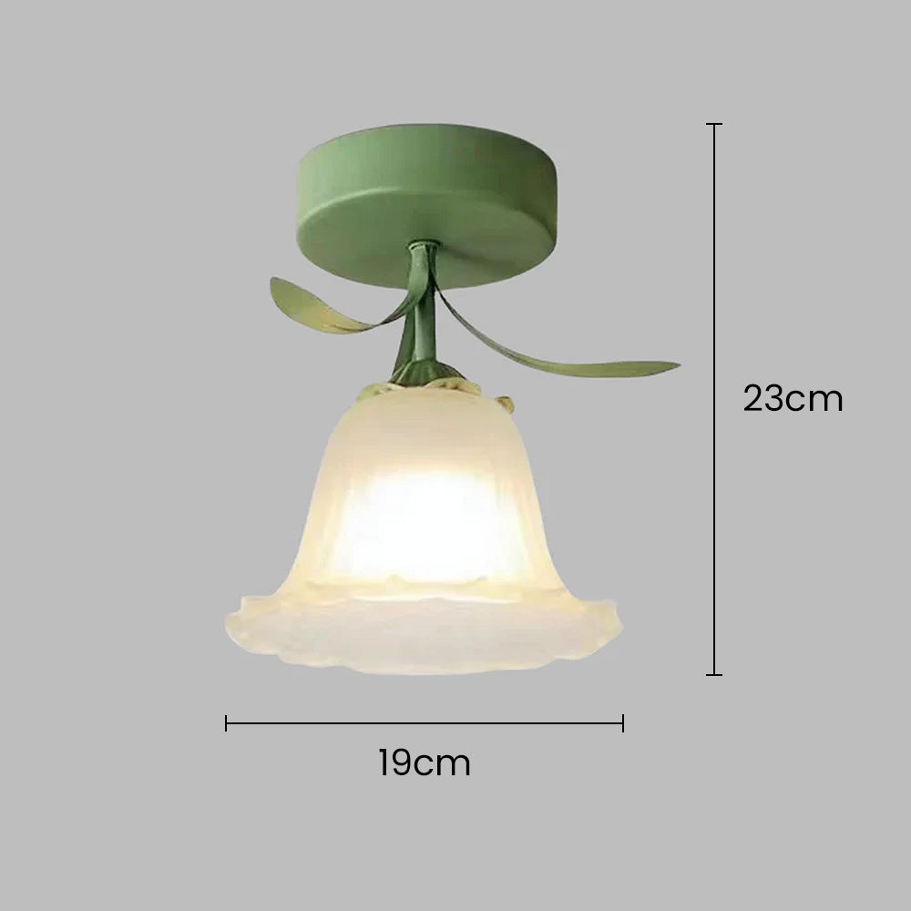 Skanto | Taklampe med blomstret glasskjermdesign