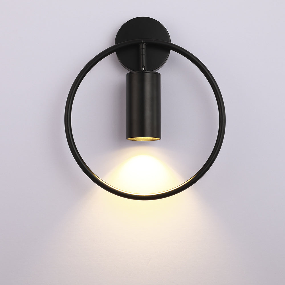 FlammeStylée – Gylden Vegglampe for Elegant Atmosfære Skanto