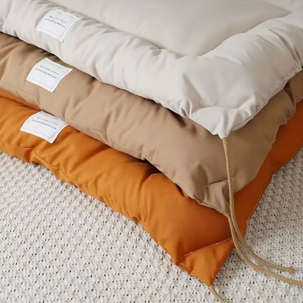 Skanto | SnuggleNest Pet Mat