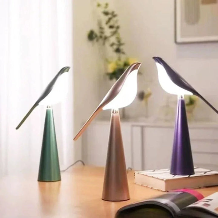 Skanto | Serene Magpie Light
