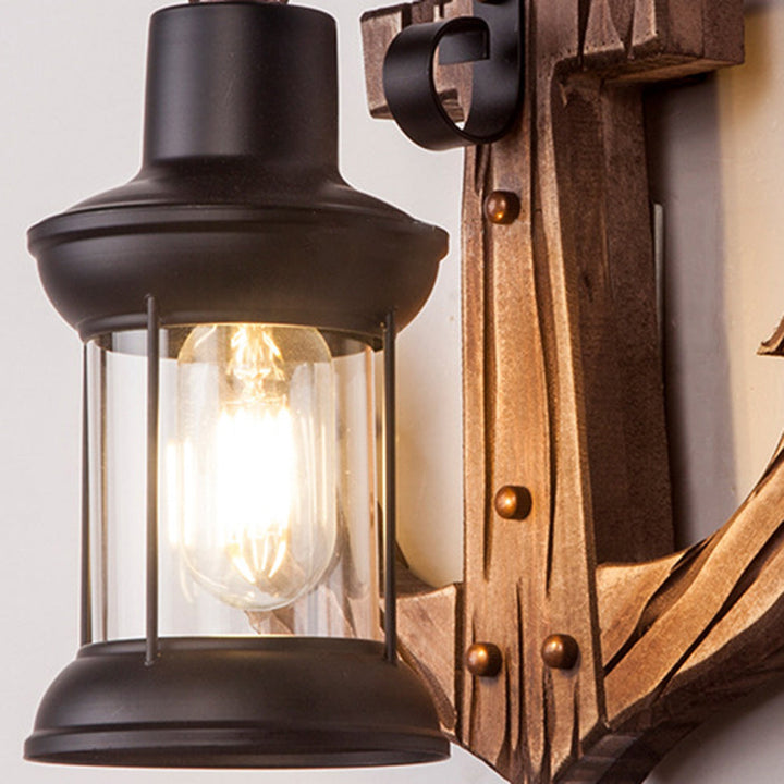 Rustikk tremarina vegglampe med lantern Skanto