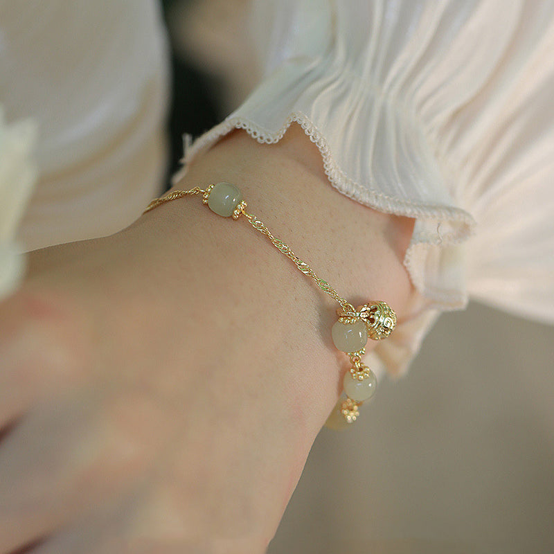 Skanto | Elegant Hetian Jade Bracelet