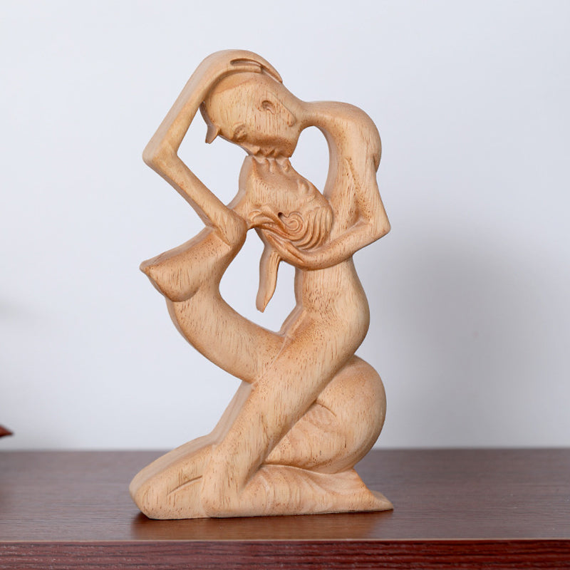 Eternal Couple Kiss Statue | Skanto