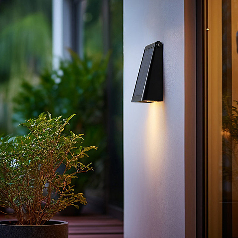Skanto | Utendørs Solvegglampe med Justerbar Vinkel