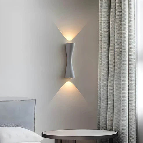 RéconfortGlow – Elegant Vegglampe for Atmosfærisk Belysning Skanto