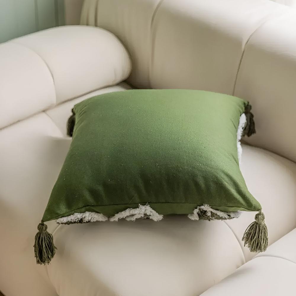 Skanto | Plush Leaf With Tassel Cushion Cover