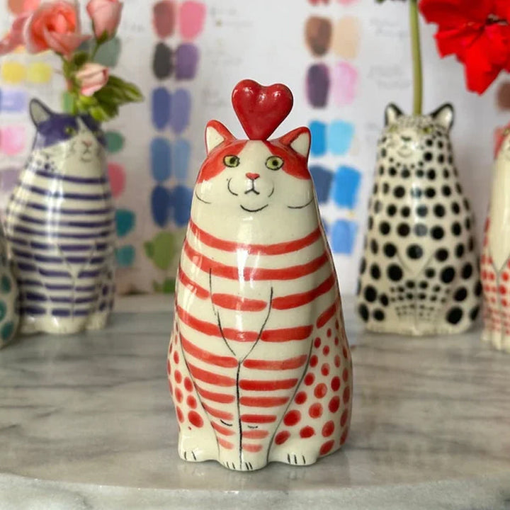 Skanto | Dotted Cat Vase