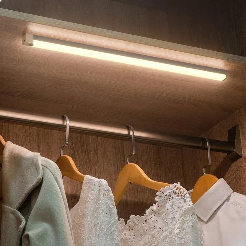 Skanto | LED Bevegelsessensor Skaplys (2 deler)