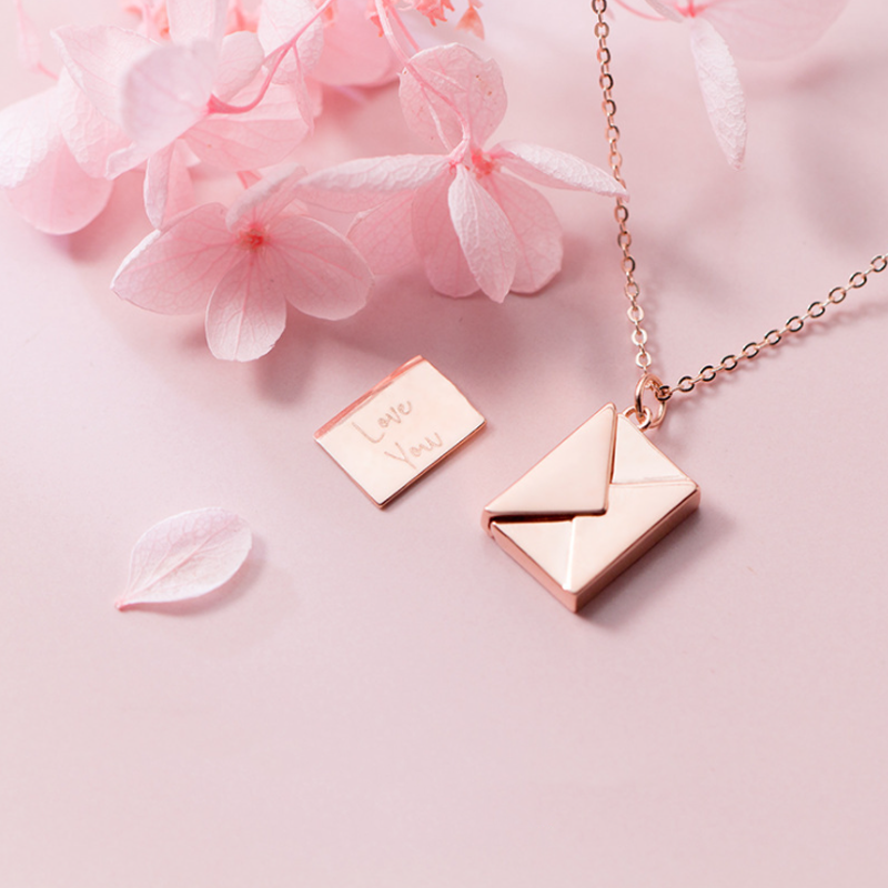 Skanto | Wrap Necklace laget av Titanstål