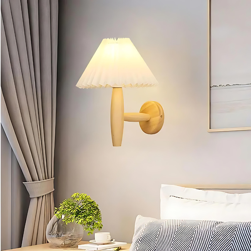 Skandinavisk moderne vegglampe i tre | Skanto