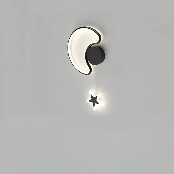 LumiDroom - Magisk Vegglampe med Stjerner og Måne Skanto