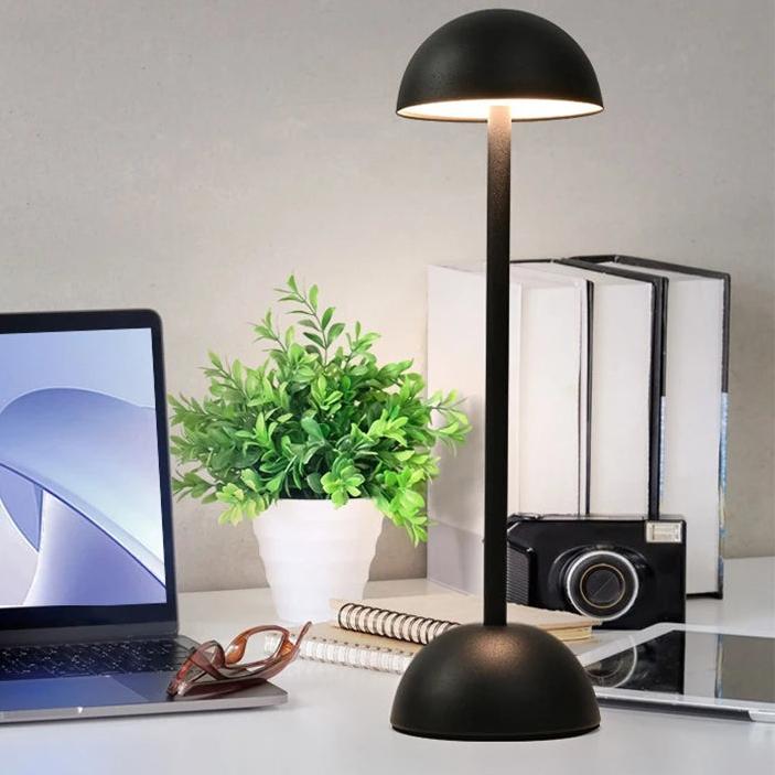 Skanto | Nordisk Minimalistisk Bordlampe