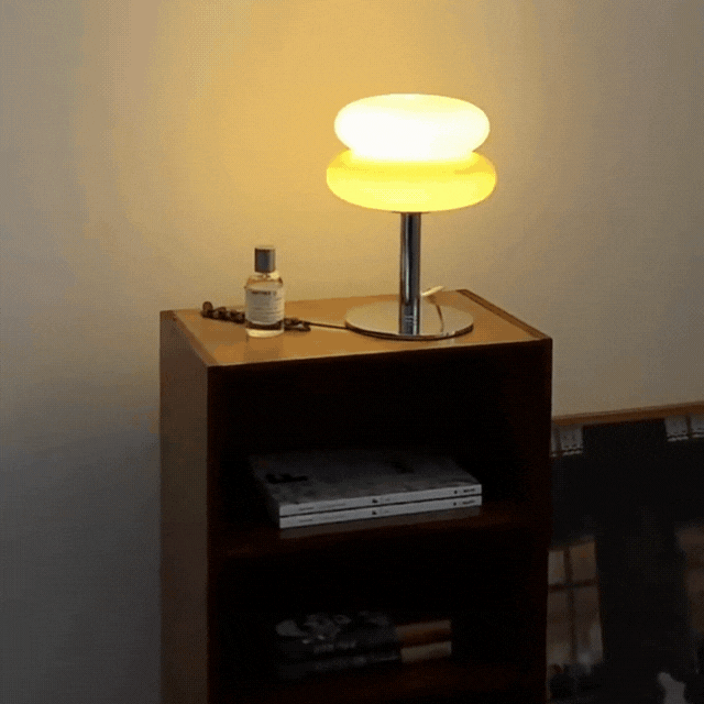 Skanto | Elegant Macaron Glass Table Lamp med USB - 3 Lysfarger