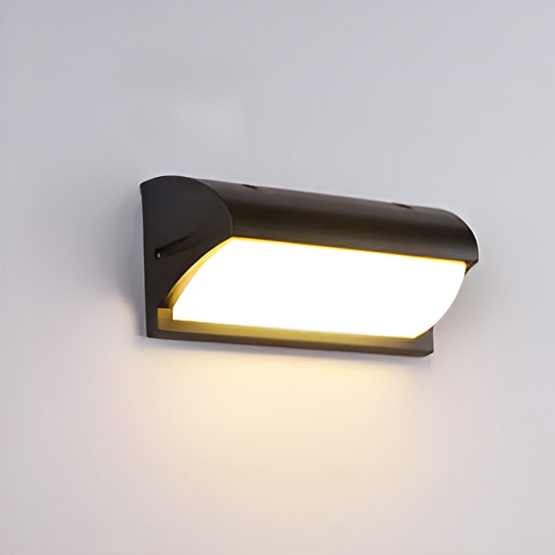 Vanntett utendørs LED-vegglampe med bevegelsessensor | Skanto