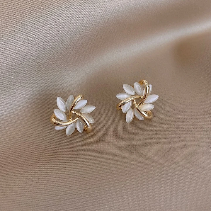 Chic Opal Floral Stud Øredobber Skanto