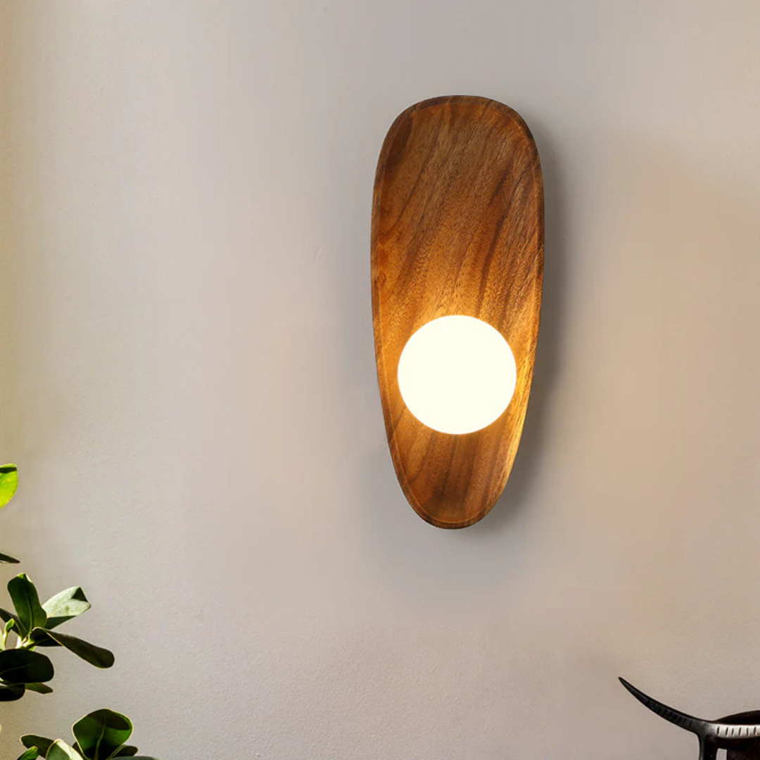 Skanto | Naturlig Tre LED Vegglampe