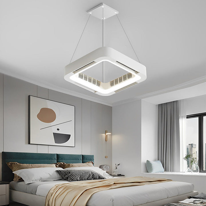 Skanto | Moderne bladløs takvifte med LED-belysning og krone