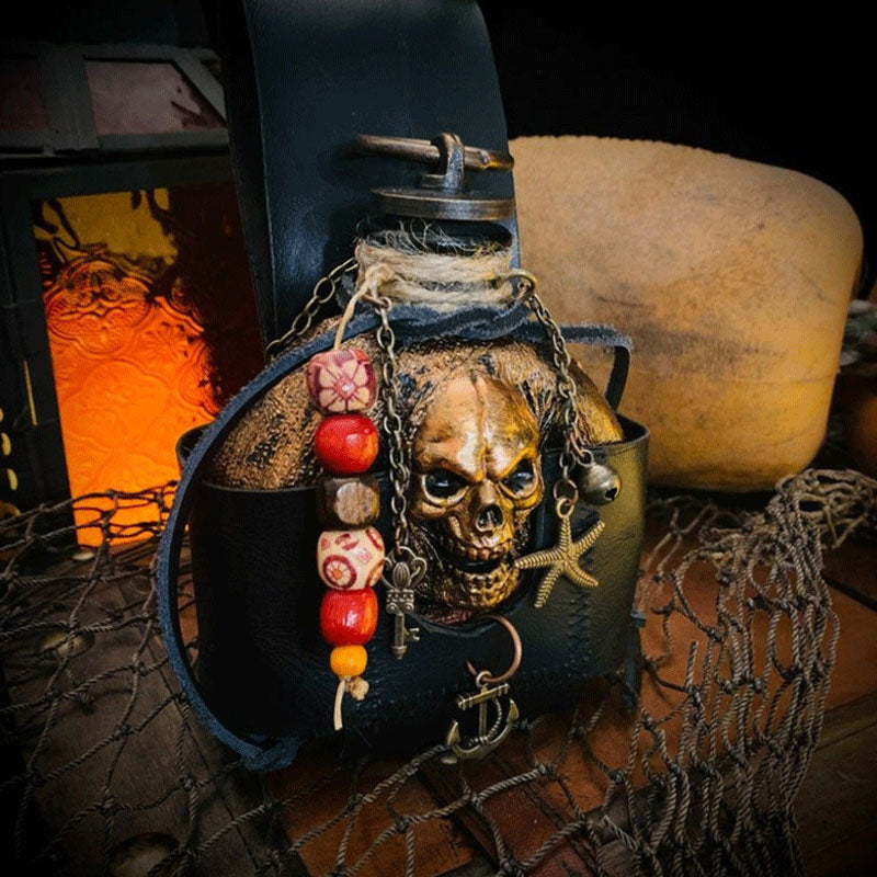 Skull Pirate Rum Bottle laget av harpiks | Skanto
