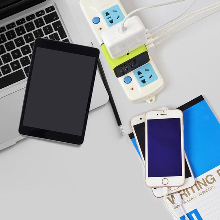 Skanto | Universal Smart Travel Adapter Spenningsomformer