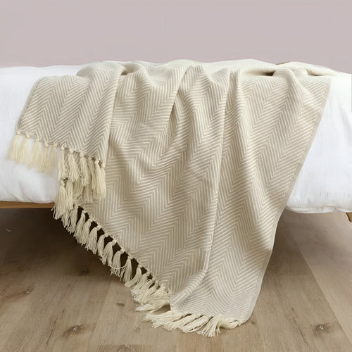 Skanto | Herringbone duskfringed strikket teppe