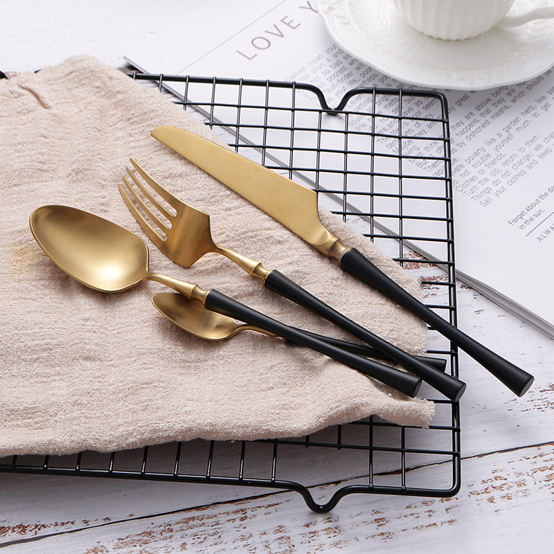 Elegant bestikksett i rustfritt stål Norvo| Høy kvalitet | Tidløst design