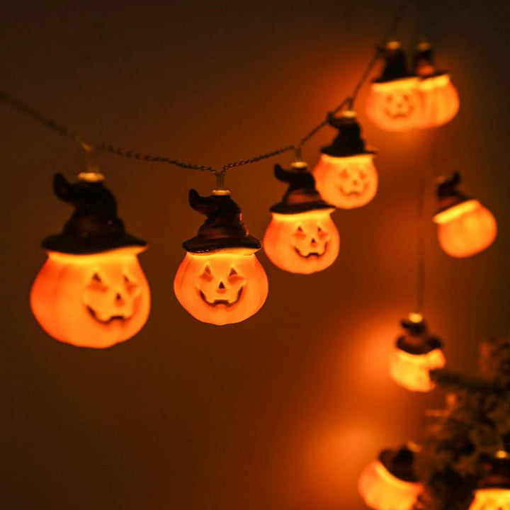 Strålende gresskar girlander Halloween med heksehatter | Skanto