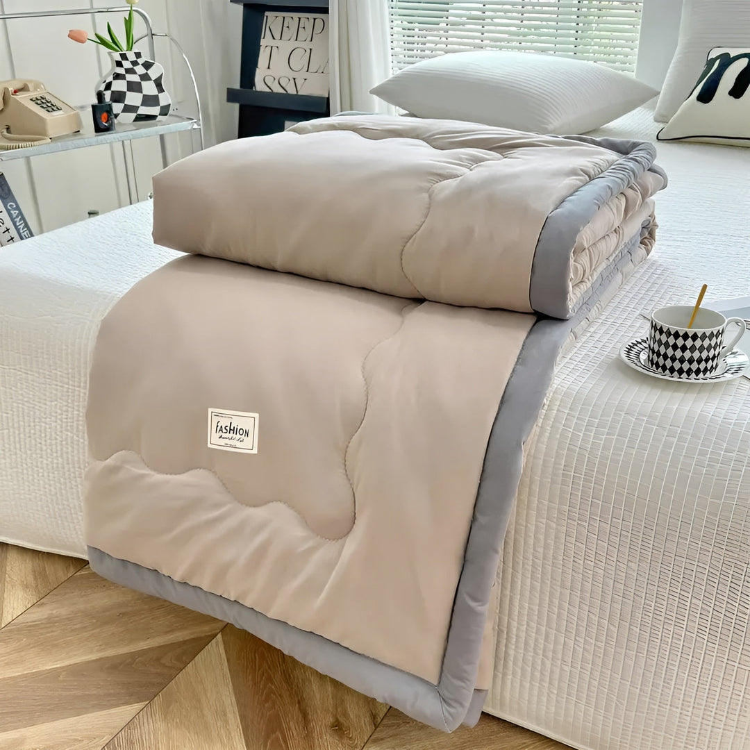Lett dyne for sommer – Pustende & Allsidig | For sofa, seng & reise | Skanto