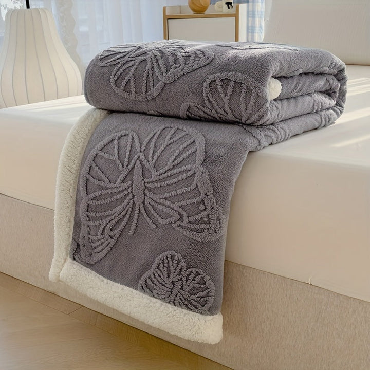 Cozy Luxe – Myk Fleece Teppe med Sommerfugl Design Skanto